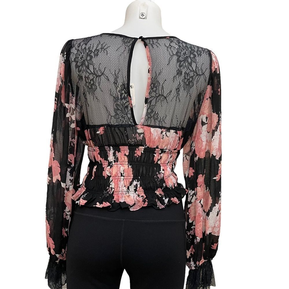 FREE PEOPLE Daphne Blouse Midnight Combo, Lace Smocked Longsleeve sz medium New! - Picture 4 of 9